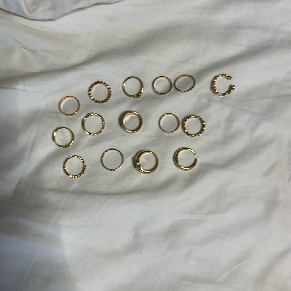 15 gold rings!